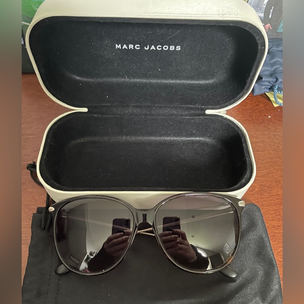 Marc by Marc Jacobs Women’s Sunglassess - Picture 2 of 9
